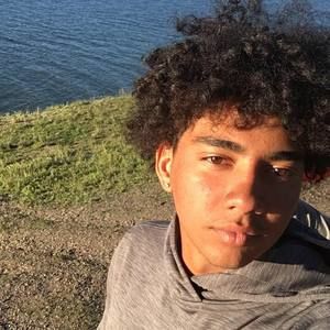 Meet your Posher, Tj